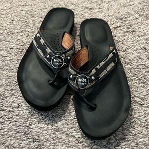 Coach Print cushion flip flop size 8